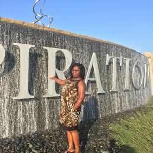 Meet your Posher, Joyce